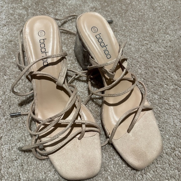 Lace up size 7 vacation pink nude sandals - Picture 3 of 6